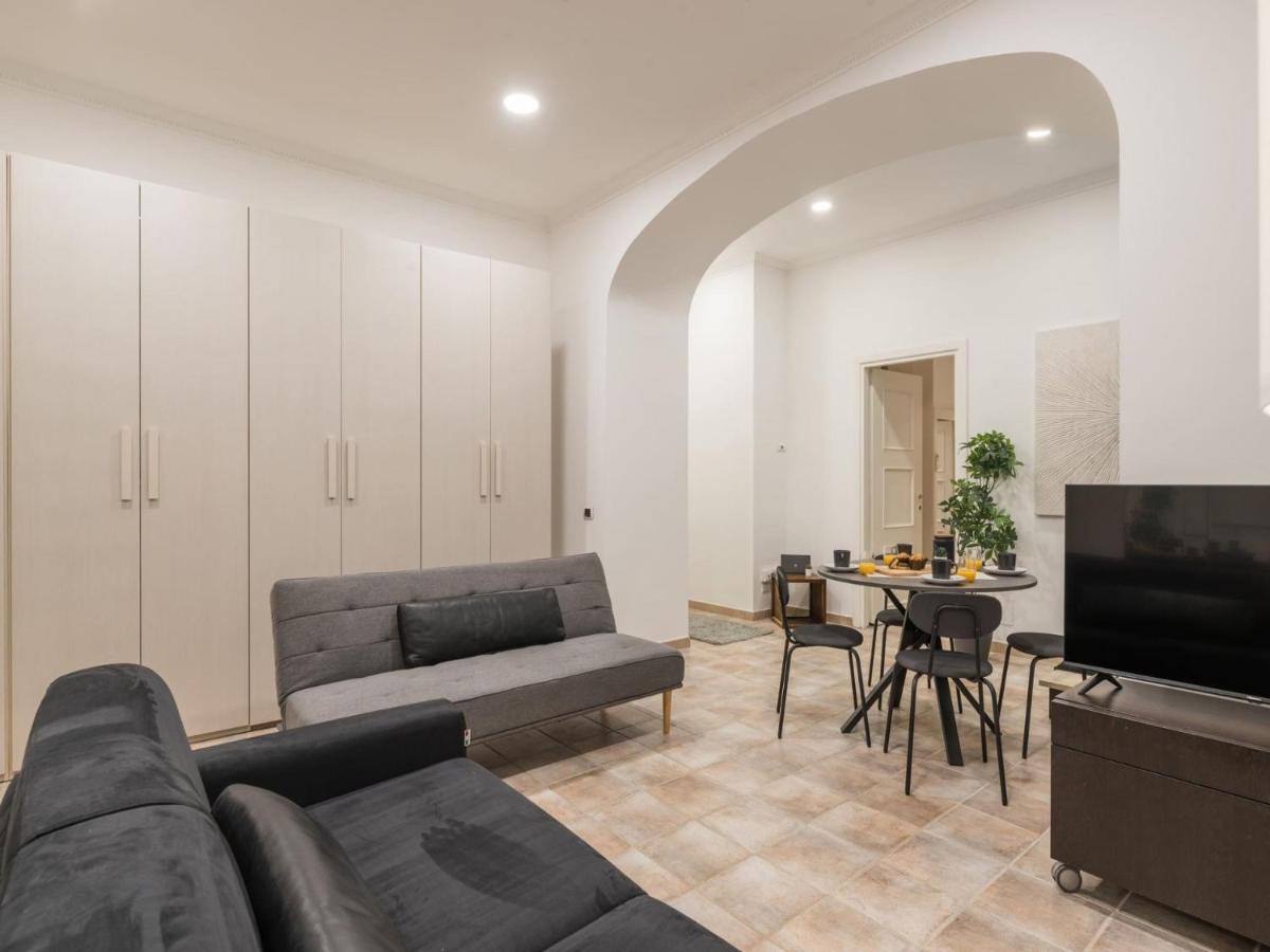 The Rent - Gorgeous One-bedroom Near Piazza Di Spagna Appartamento